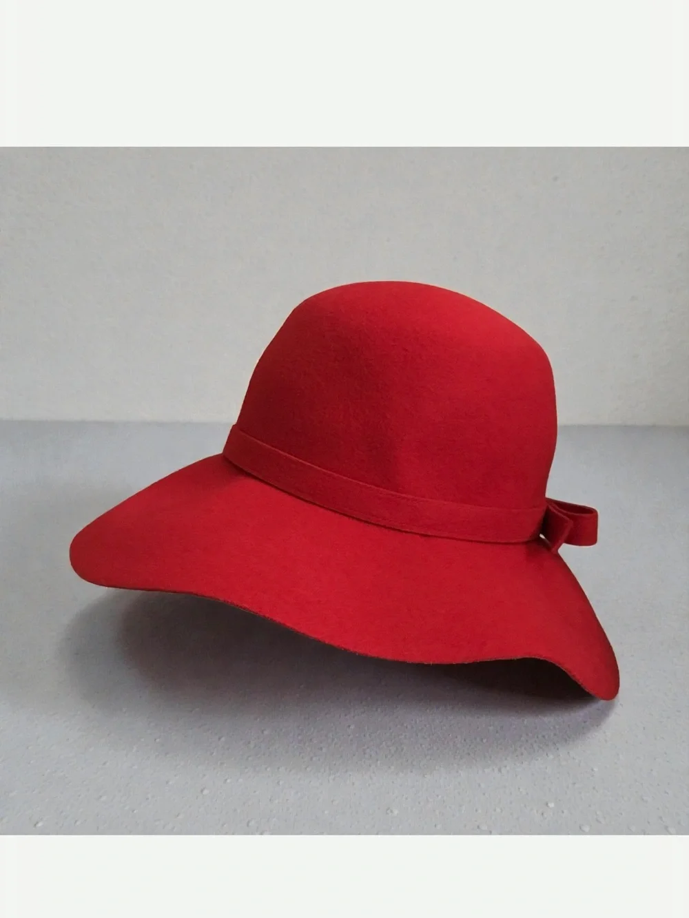 Vintage Red Wool Felt Hat with Bow - Picture 2 of 8